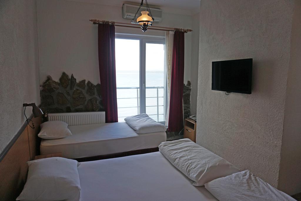 Aqua Boss Hotel Eceabat Esterno foto